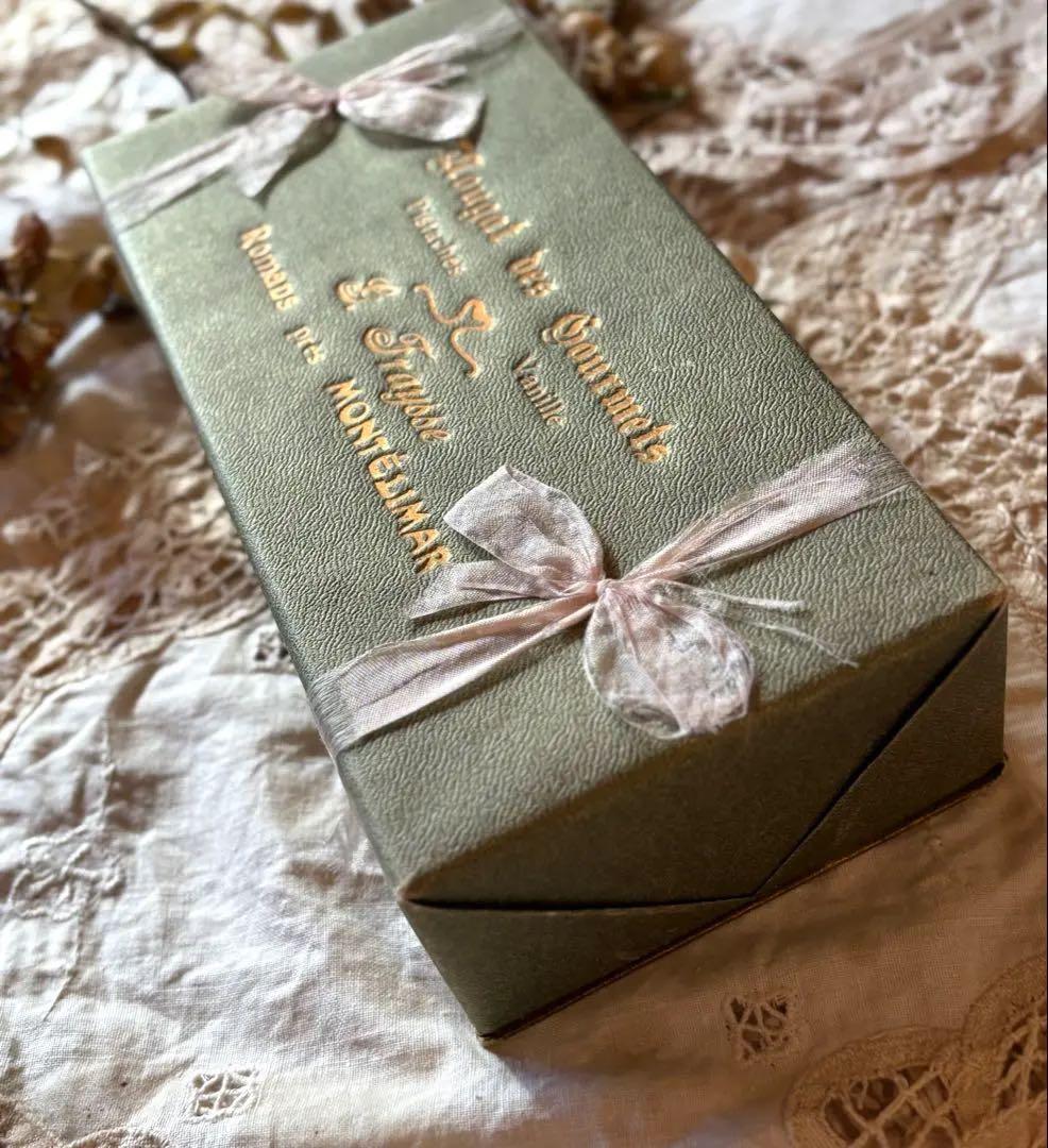 ★SALE★フランス　アンティーク　お菓子箱　プレゼンテーションボックス