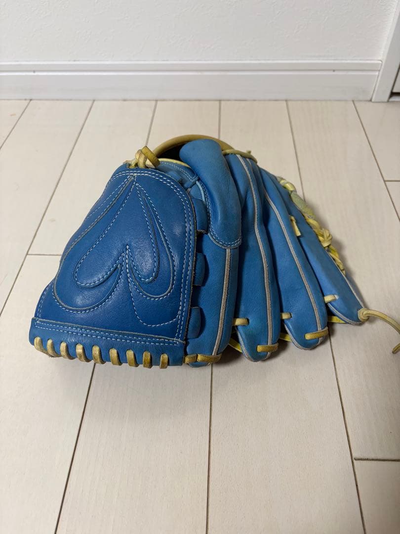 Mizuno Global Elite 軟式グローブ 青　大人用