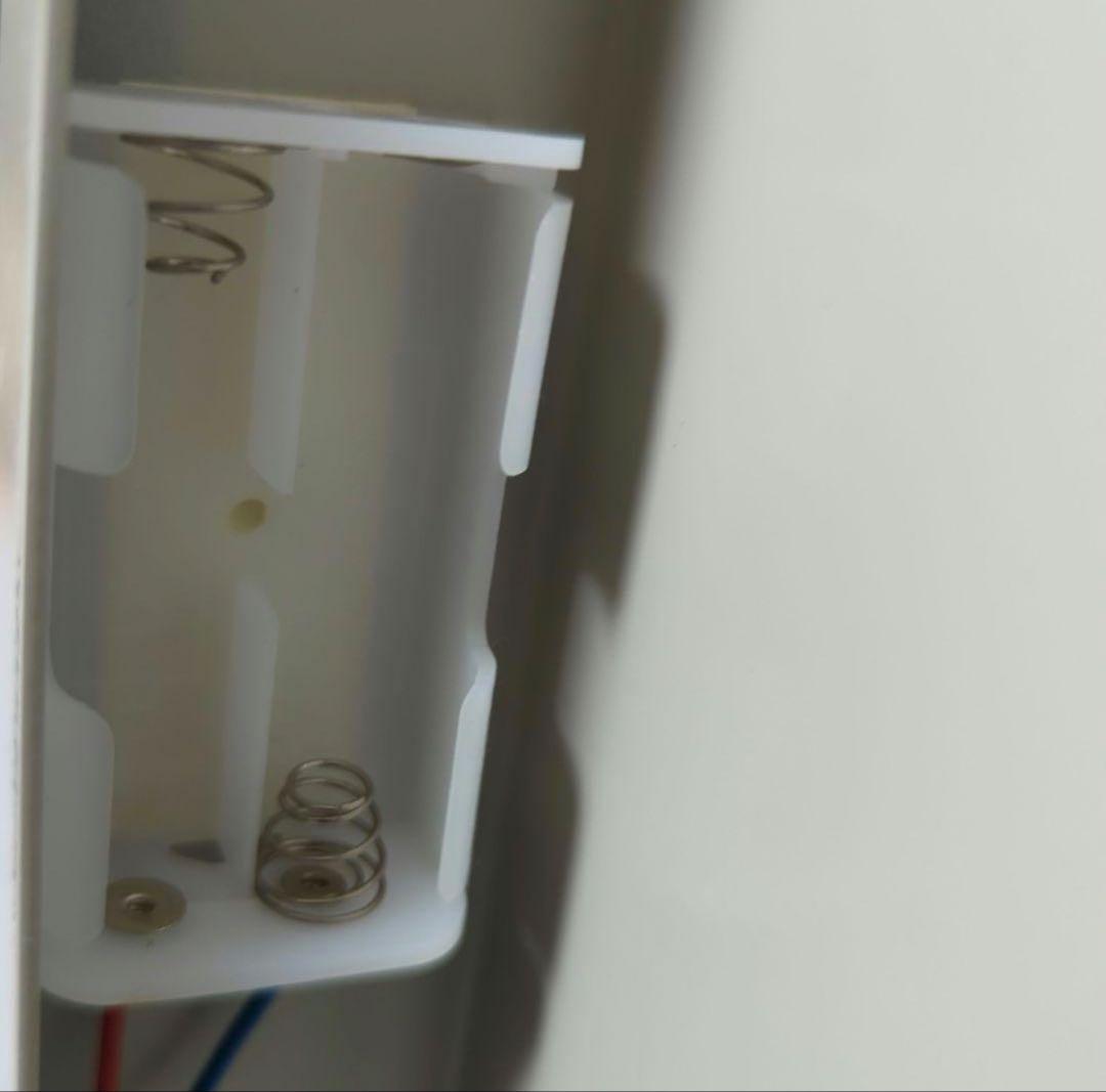 中古 PLUS PK-513L 裁断機 A4対応 カットライン点灯