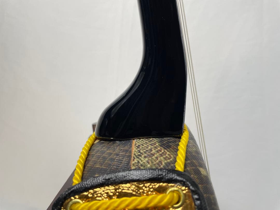 沖縄三線 ゆし木・実入り 人工皮 セミビンテージ