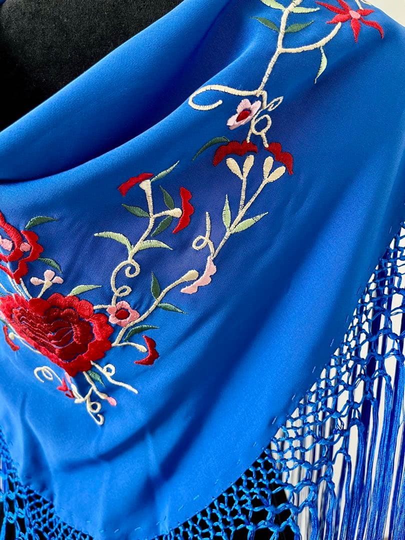 フラメンコ　刺繍シージョ　ロングフレコ　ロイヤルブルーxマルチカラー刺繍