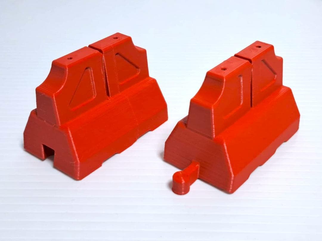 赤白バリケード　1/10RCサイズ　16個セット　WRC風　パイロン　ジオラマ