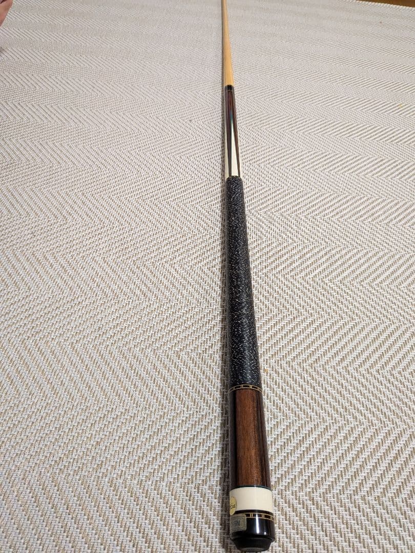 ビリヤードキュー ADAM AD-9N レザーケース付き