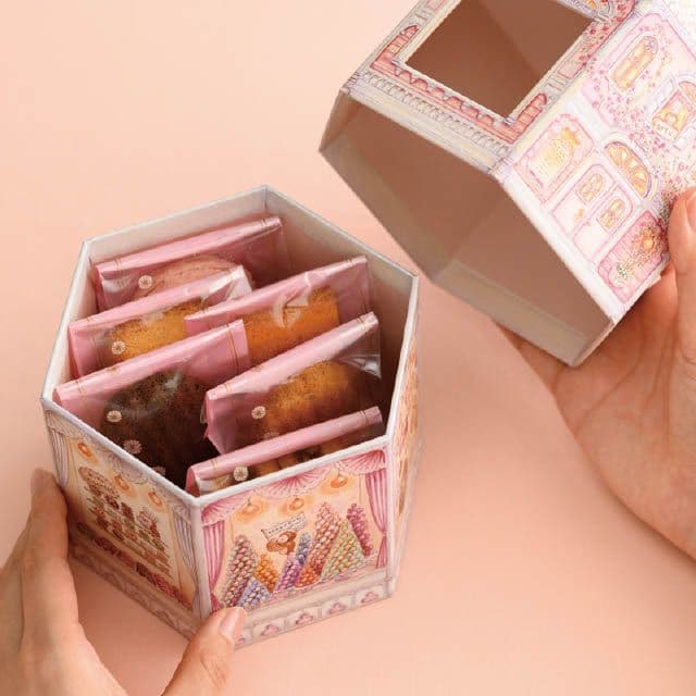 スノーマン貼箱とパティスリー貼箱とパウンドケーキ