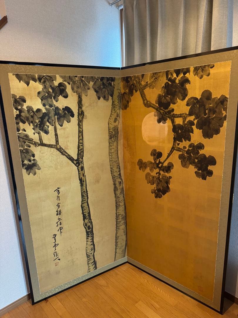金地二曲屏風　月と樹木の画　インテリアにも合う日本画屏風