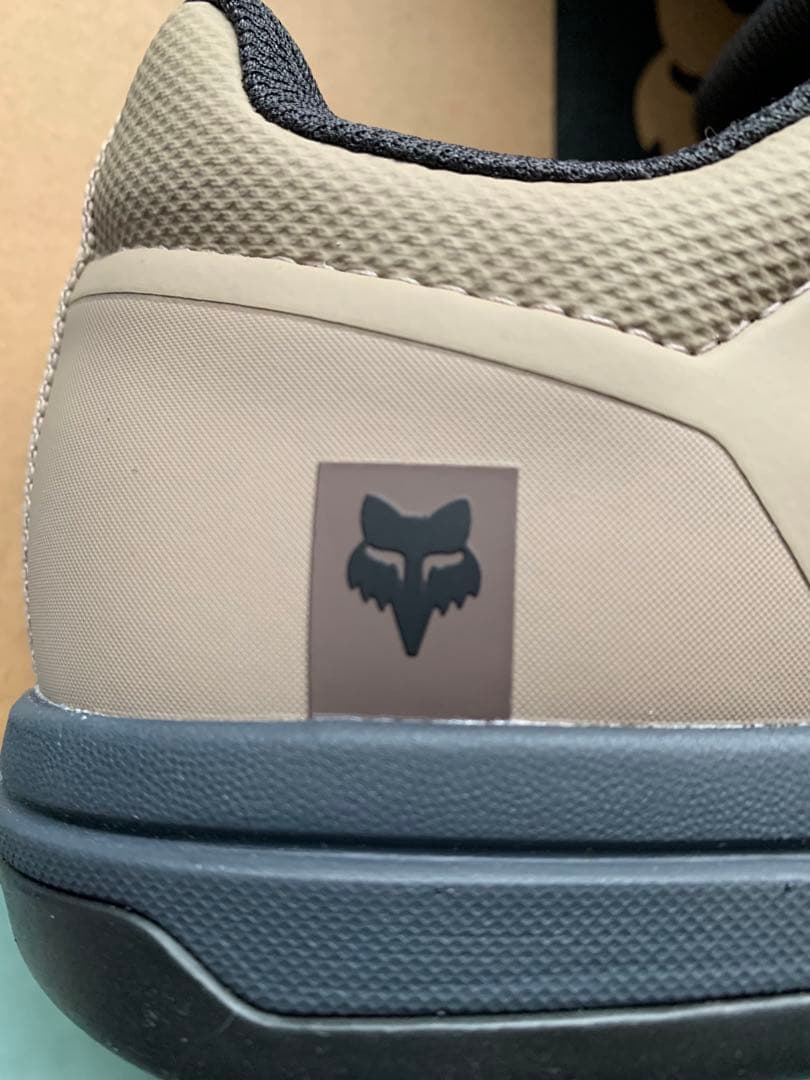 FOX UNIONスニーカー
