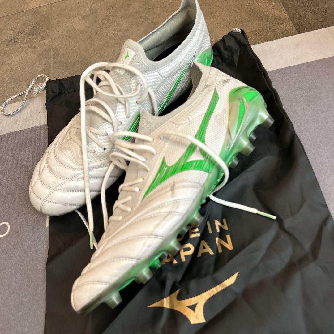 Mizuno サッカーシューズ ホワイト/グリーン 収納袋付き