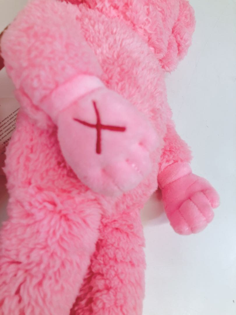 ★Kaws BFF Pink Plush カウズ 世界3000体限定 ぬいぐるみ