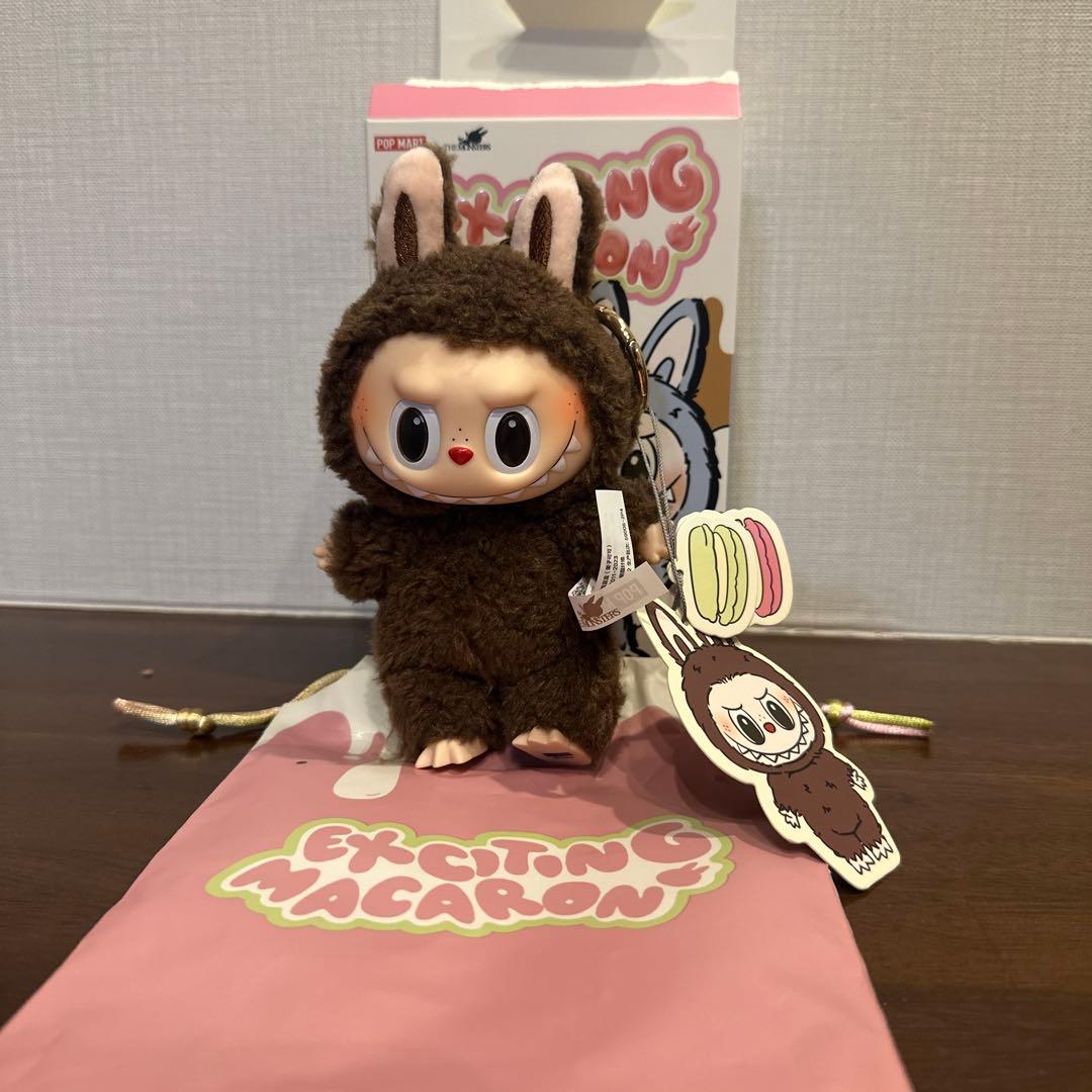 EXCITING MACARON POPMART ラブブ　シークレット
