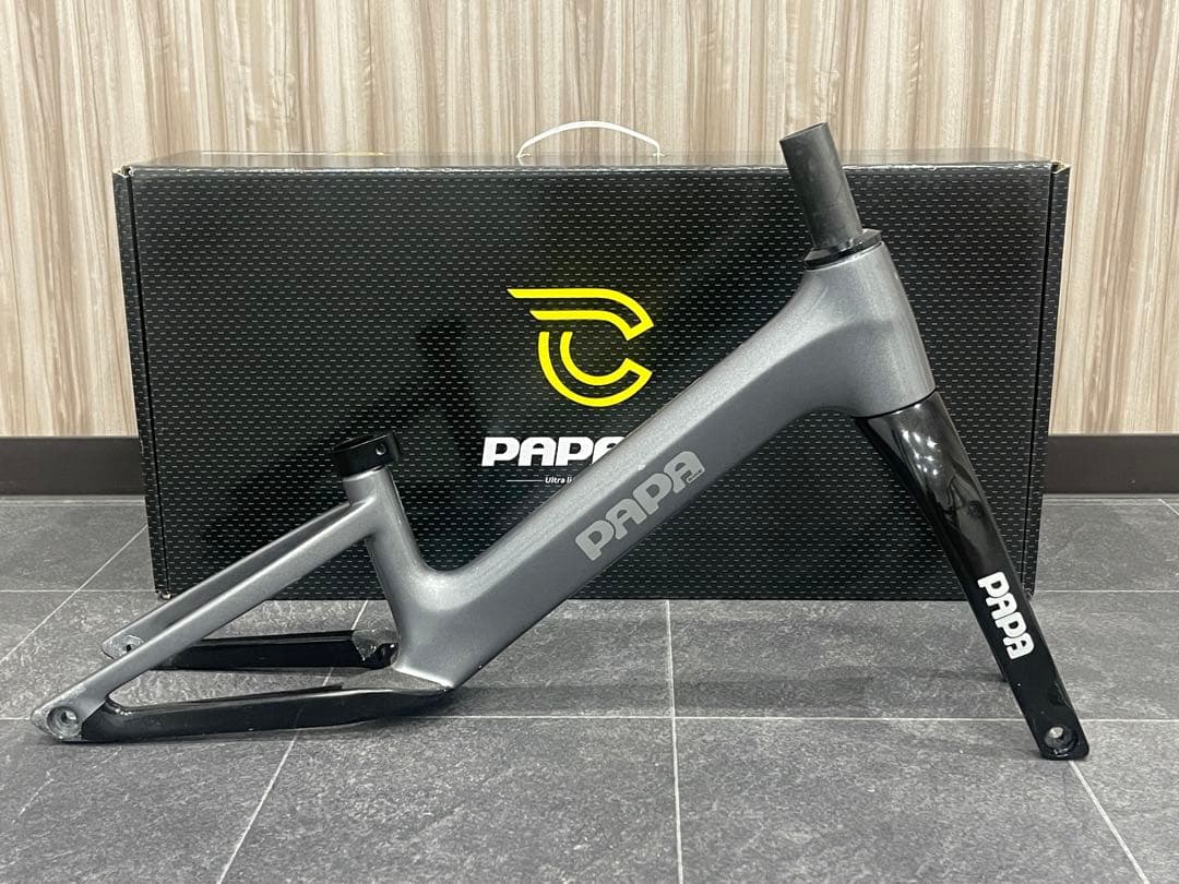 PAPABIKE TESLA パパバイク　テスラ　カーボンフレーム