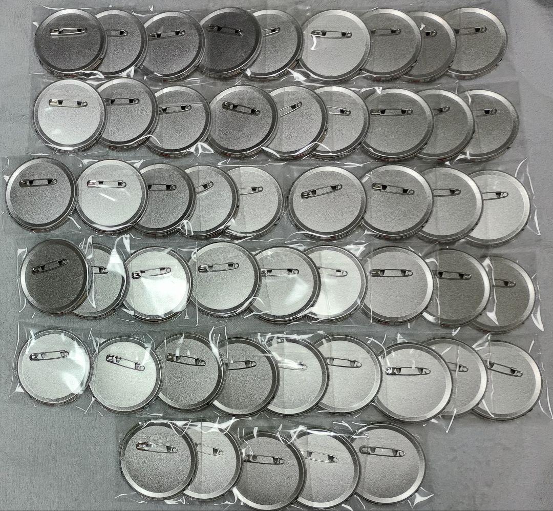 GIGA 缶バッジ 緑谷