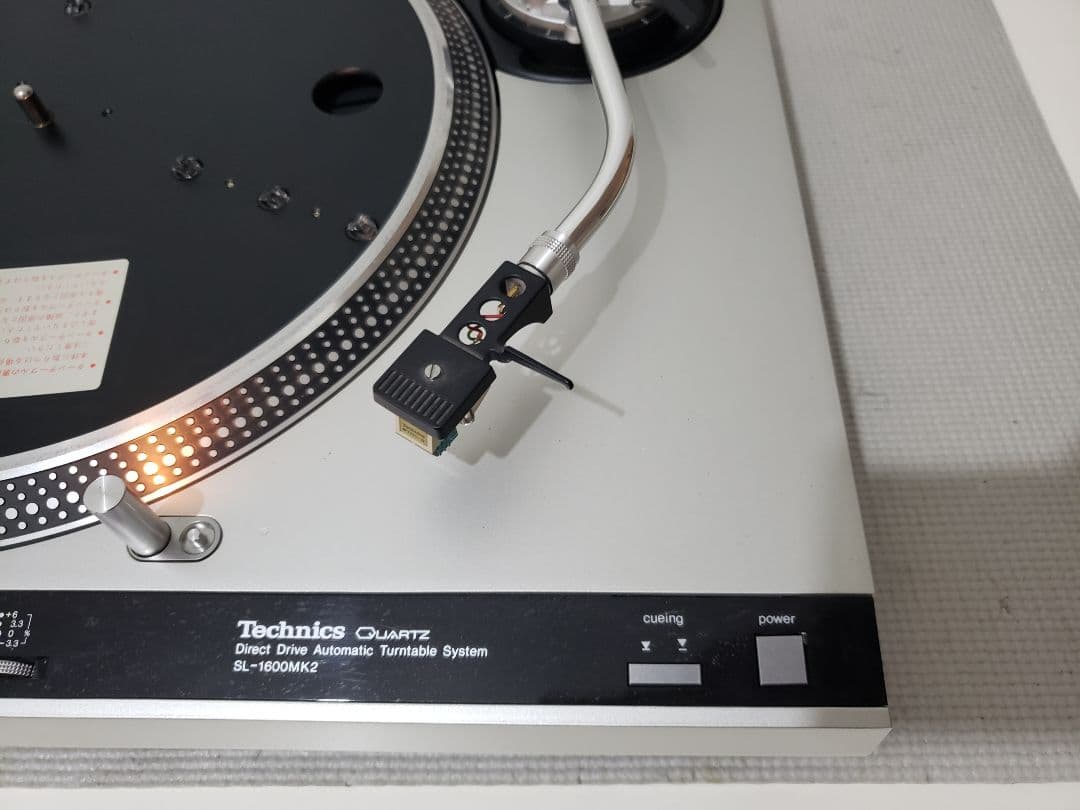 Technics SL-1600 MK2 ターンテーブル（希少品、美品）