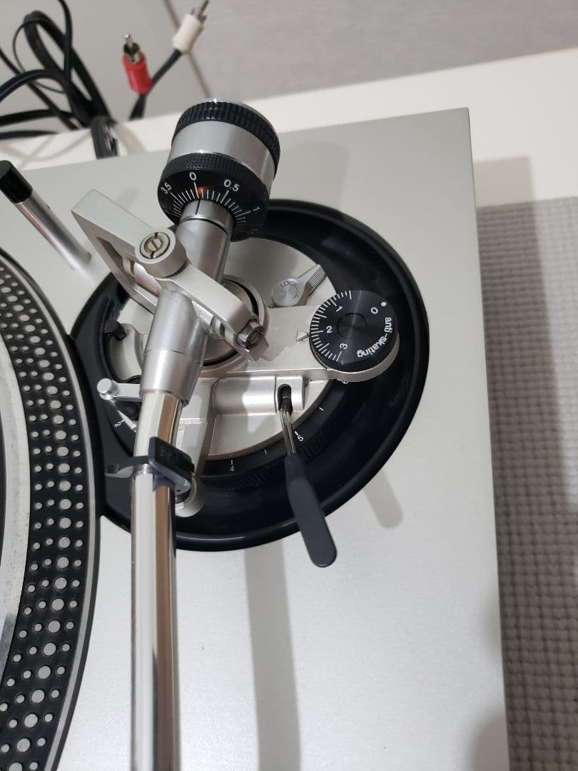 Technics SL-1600 MK2 ターンテーブル（希少品、美品）