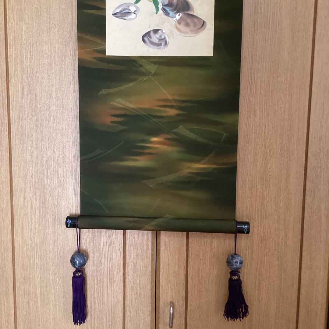 川端龍子　絹本彩色画　《　蛤と菫之図　》　豪華緞子使用表具　肉筆　模写　114