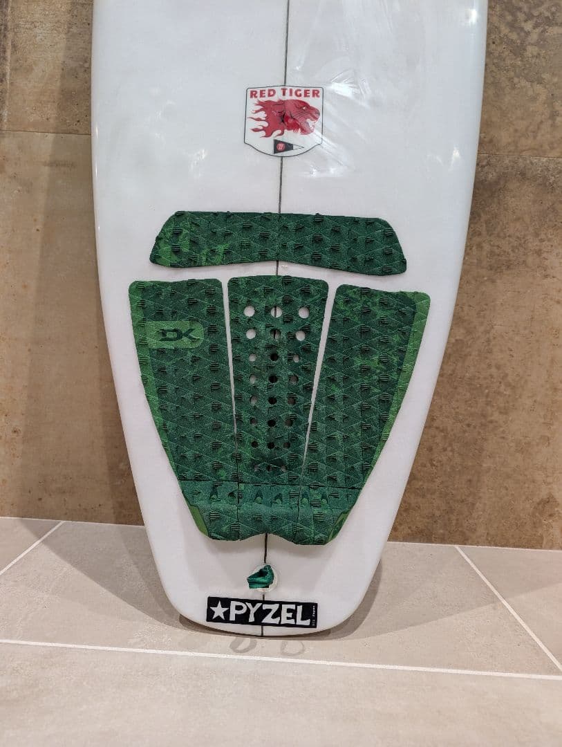 送料込 PYZELパイゼル RED TIGER 5'11 30㍑