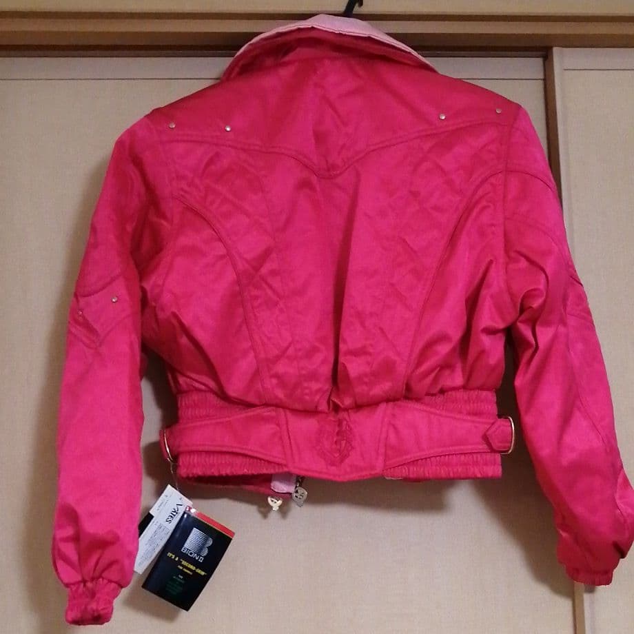 ★ 未使用 ★ スキーウェア レディース 上下セット & インナー 2枚プラス