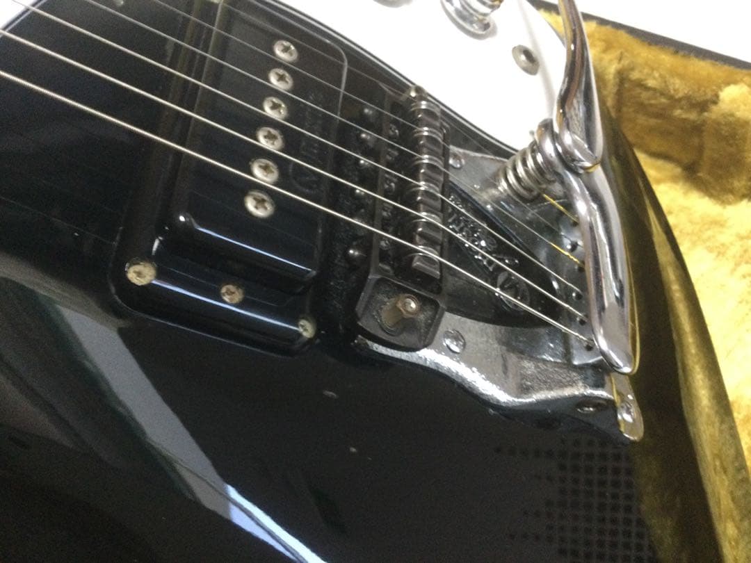 黒雲ベンチャーズモズライト　ベアリング入りブリッジ　モズライト専用ハードケース付