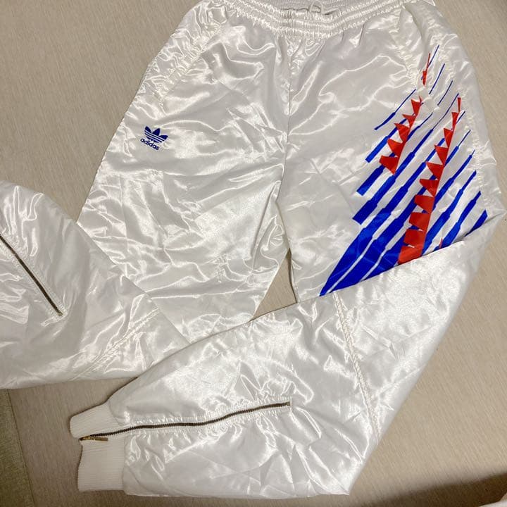 入手困難　激レア　ドーハ日本代表　アディダス　当時物ウインドアップスーツ　極美品