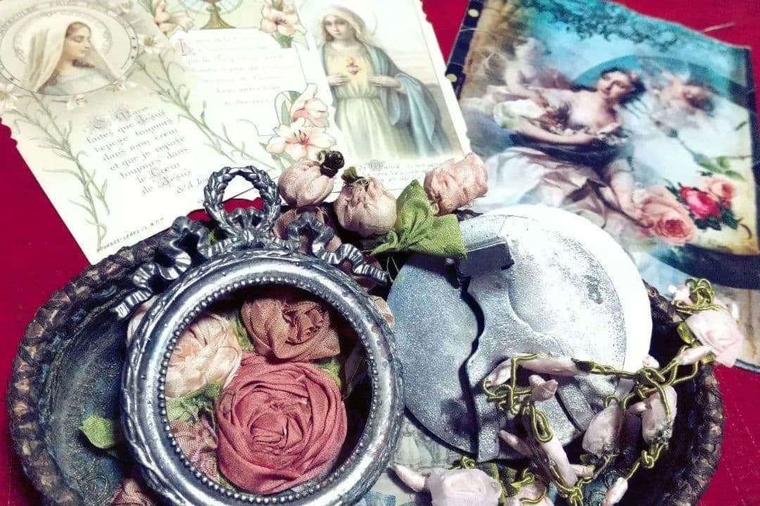 ❀フランスアンティーク　美しい リボントップ ミニ フォトフレーム♪布・カード付