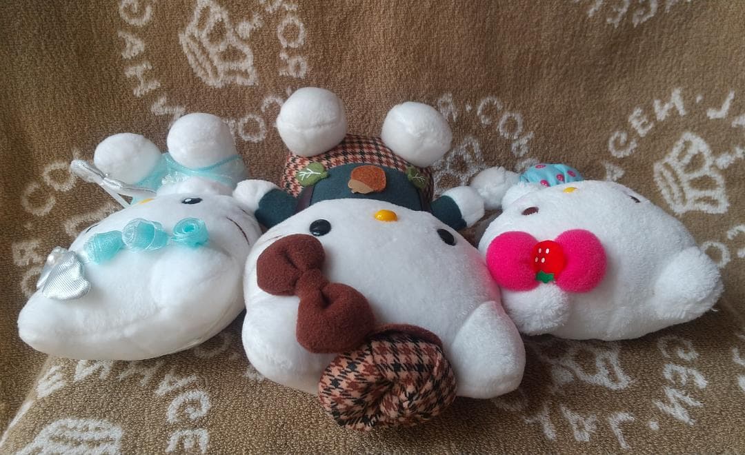 キティ　ぬいぐるみ　マスコット　エンジェル　いちご　どんぐり　キーホルダー