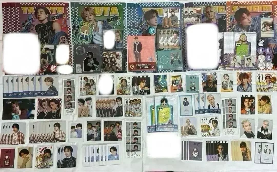 コムドットグッズ