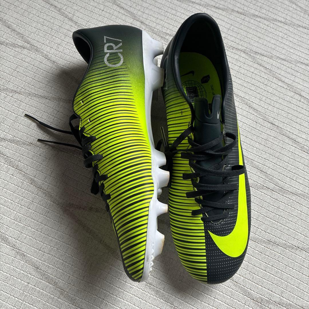 NIKE マーキュリアル ビクトリー VI CR7 HG-V
