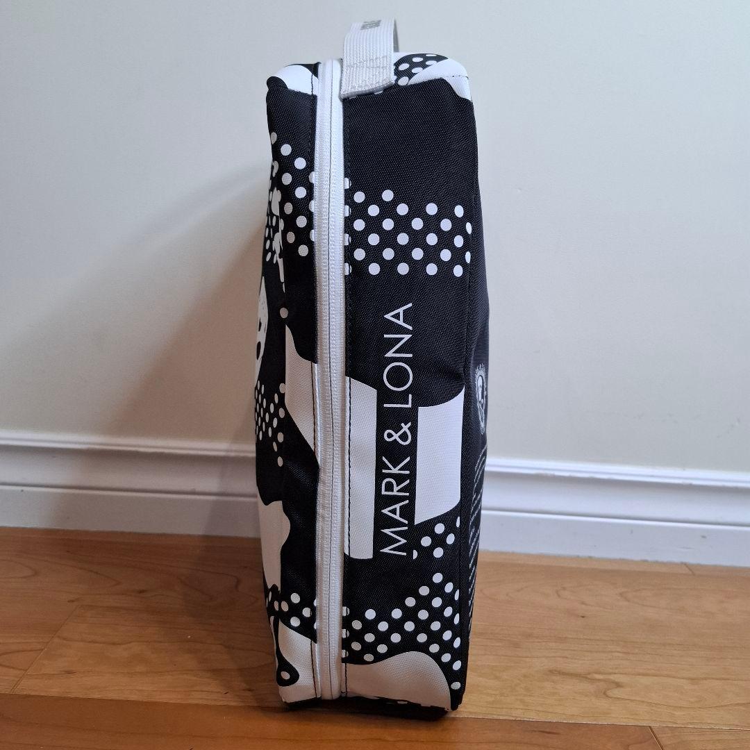 【マークアンドロナ】人気ロゴマーク×ベクターカモフラージュ ゴルフシューズバッグ