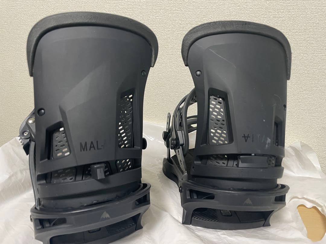 Burton ビンディング Malavita Mサイズ