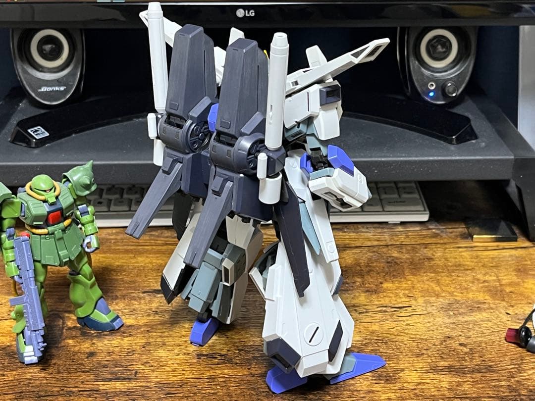 ガンプラ MG verKa 1/100 fazz 組み立て済み
