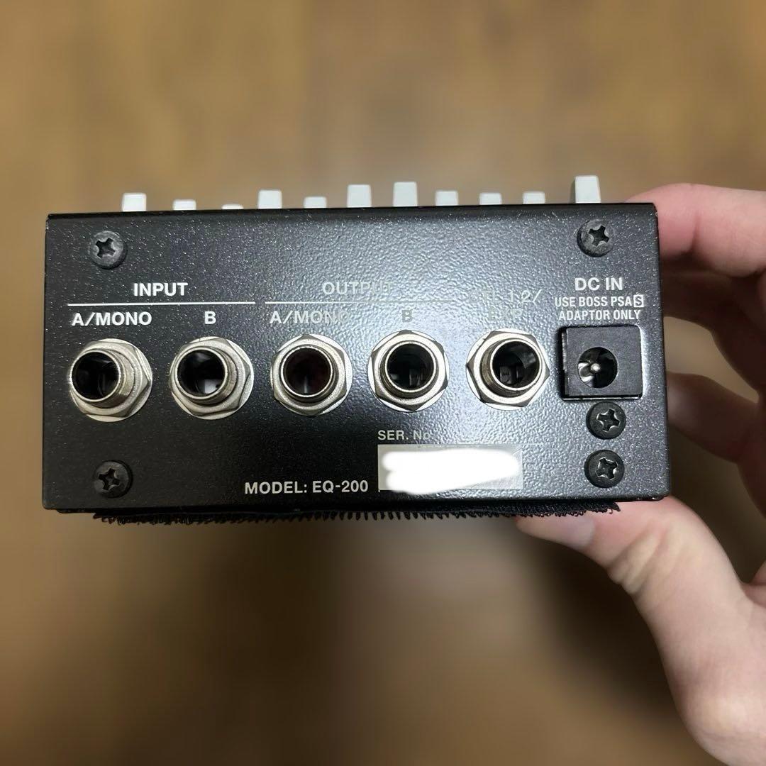 BOSS EQ-200 ギターエフェクター