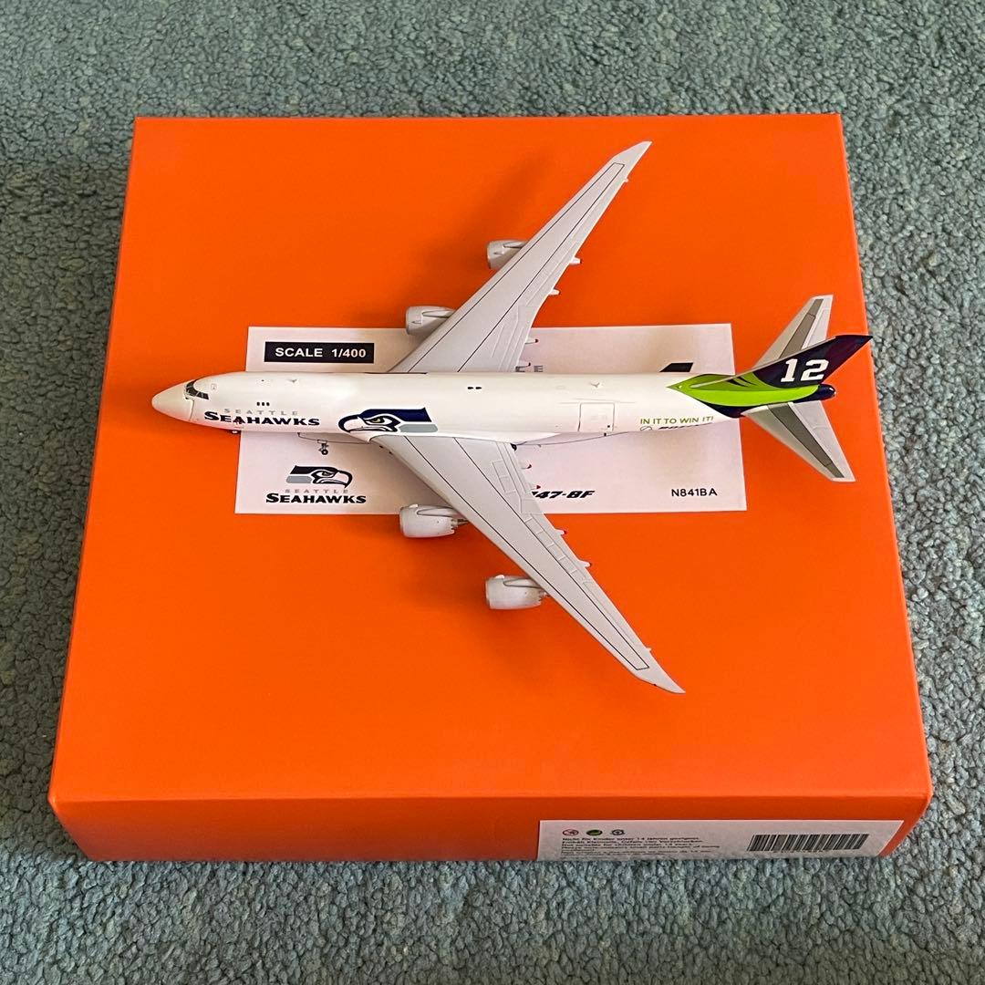 BOEING 747-8F ハウス SEATTLE SEAHAWKS 1:400