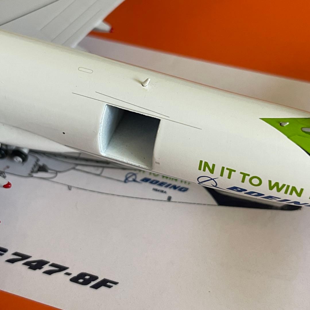 BOEING 747-8F ハウス SEATTLE SEAHAWKS 1:400