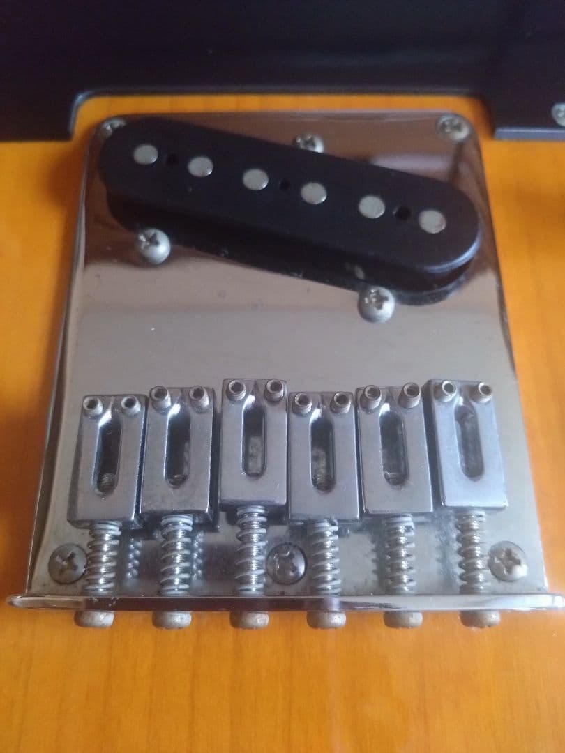 テレキャスタータイプ エレキギター Squier 付属品付き