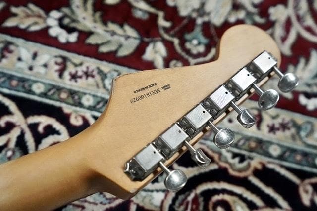 ギター Fender Roadworn 60's Stratocaster