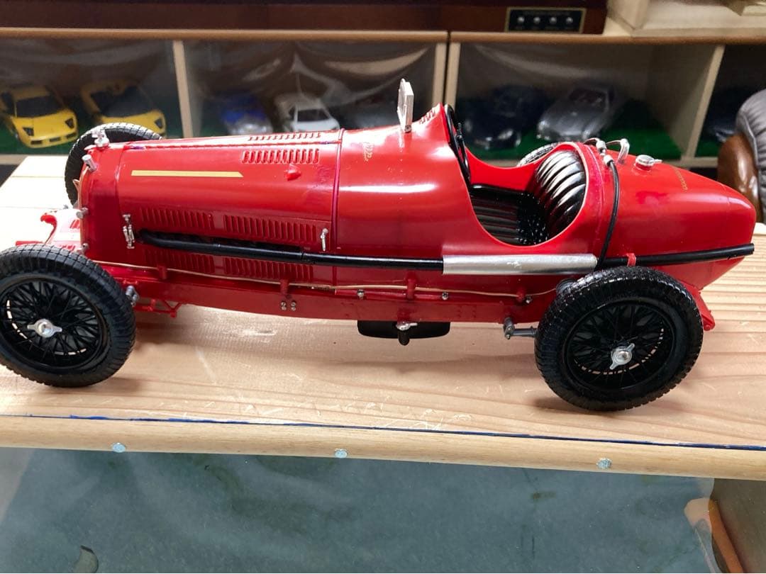 イタレリ　自動車模型　完成品　アルファロメオ　1/12