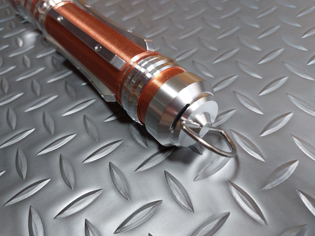 カスタムライトセーバー【Leia SE Variant】SN-PRO新品未使用