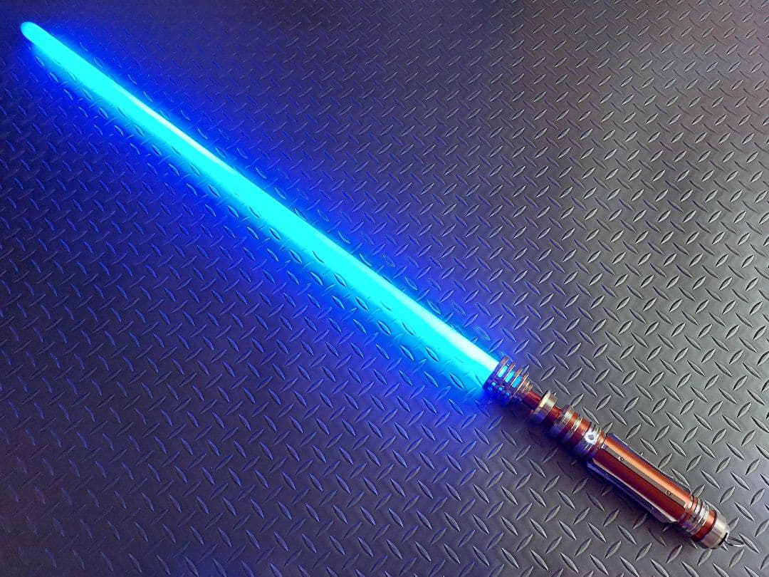 カスタムライトセーバー【Leia SE Variant】SN-PRO新品未使用