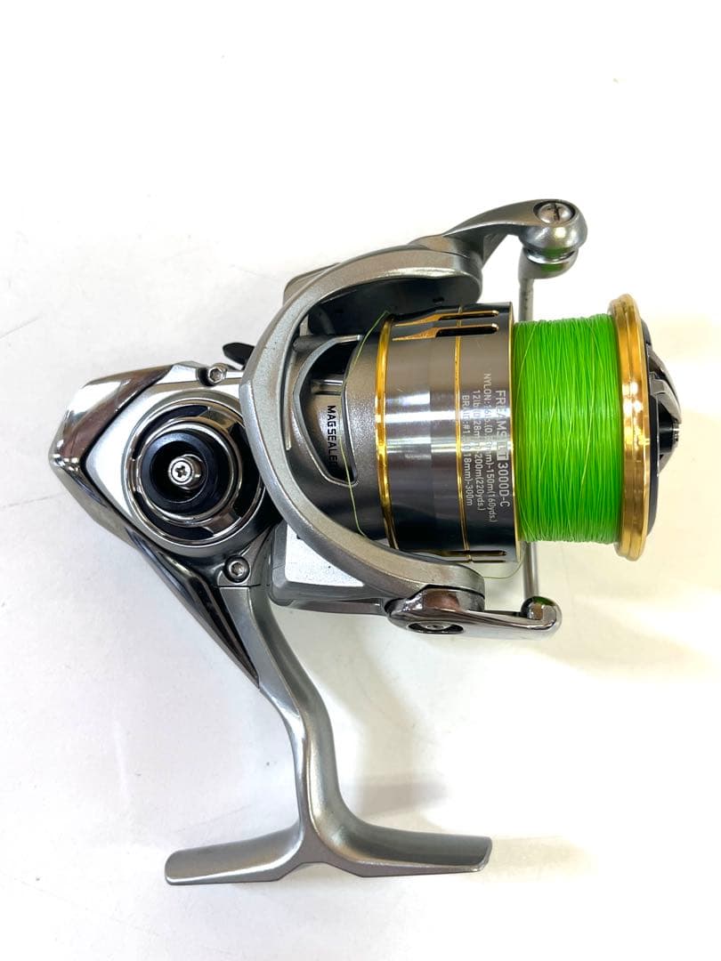 K707 DAIWA FREAMS LT 3000D-C リール 18フリームス