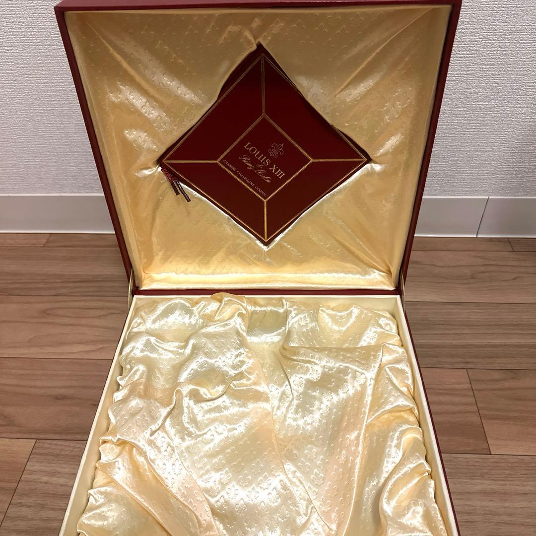 【空瓶】レミーマルタン ルイ13世 ブランデー バカラクリスタルボトル