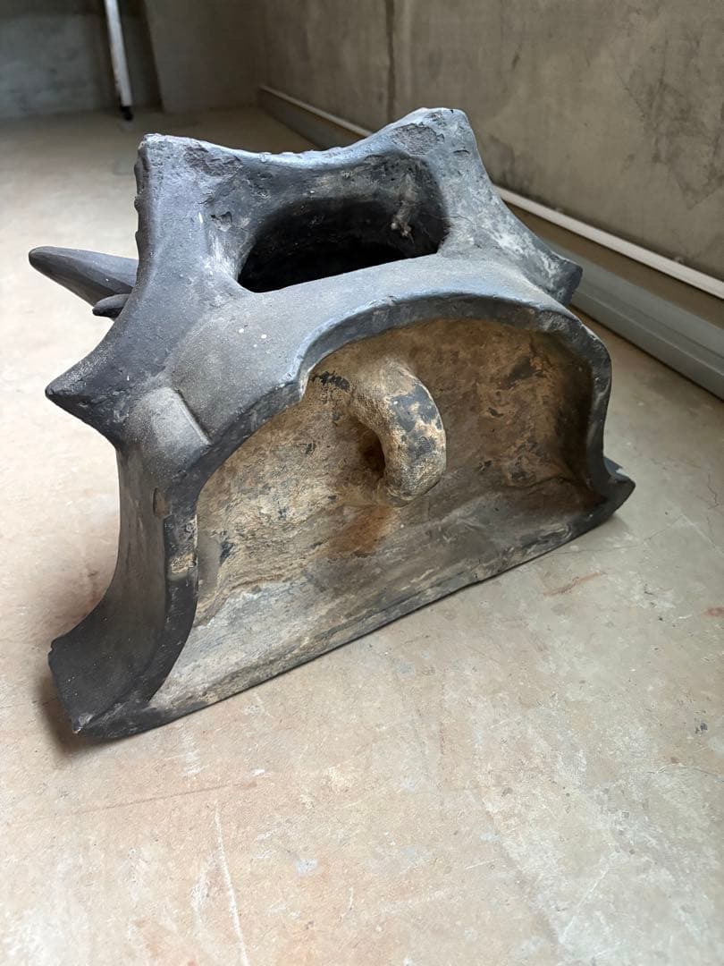 年代物　貴重　鬼瓦