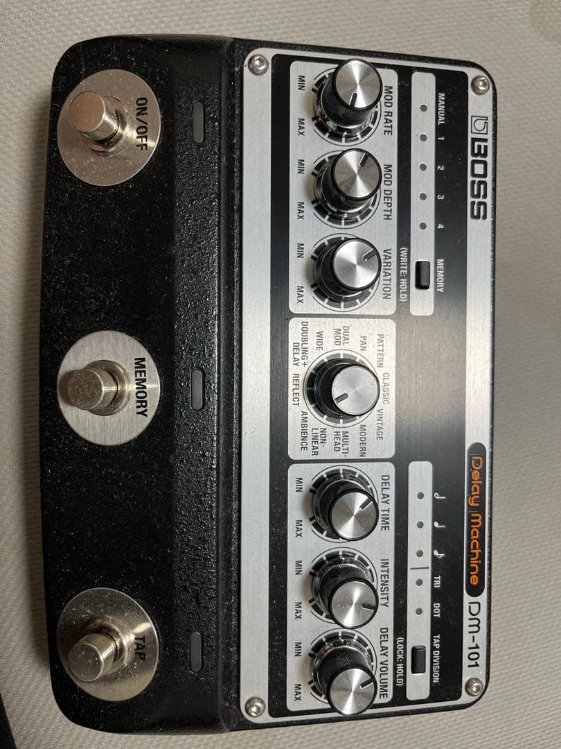 BOSS DM-101 ディレイエフェクター