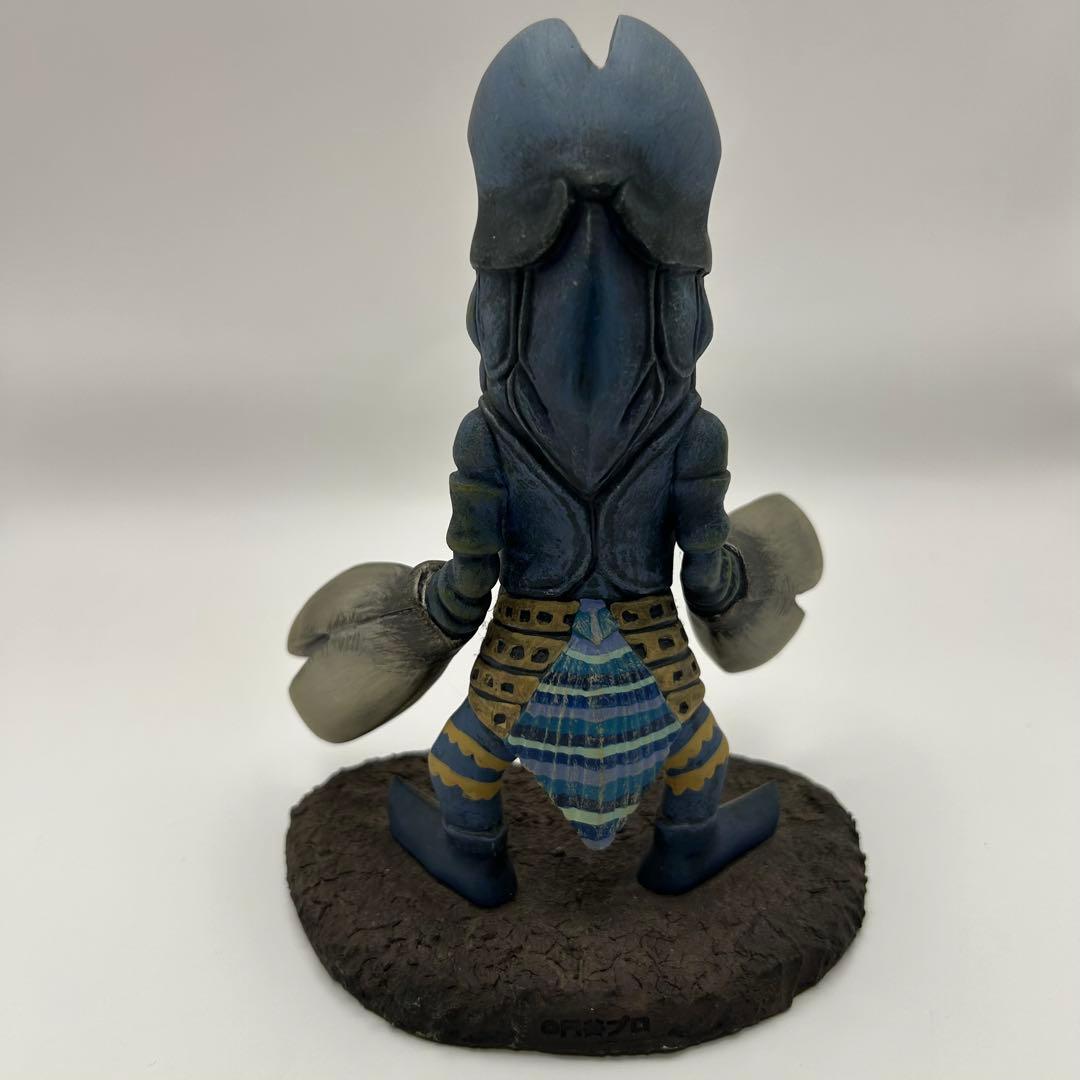 美品　おとなりのかいじゅうフィギュア　バルタン星人　希少