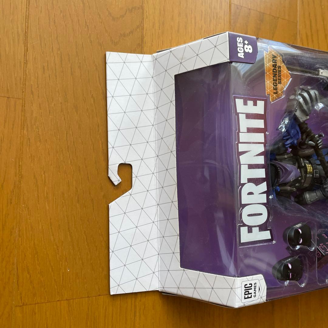 未使用　Fortnite Raven フィギュア legendary