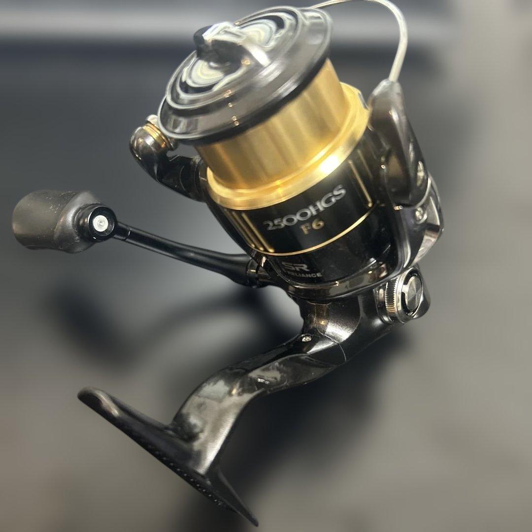 13COMPLEX ci4+ 2500HGS F6 スピニングリール