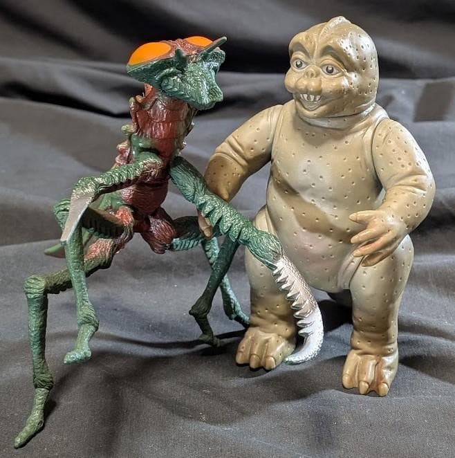ミニラ＆カマキラス「ゴジラの息子」（バンダイ）ソフビフィギュア２体セット