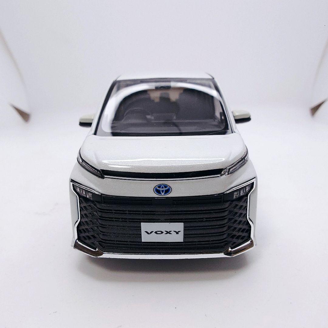90系 ヴォクシー カラーサンプル ミニカー パールホワイト