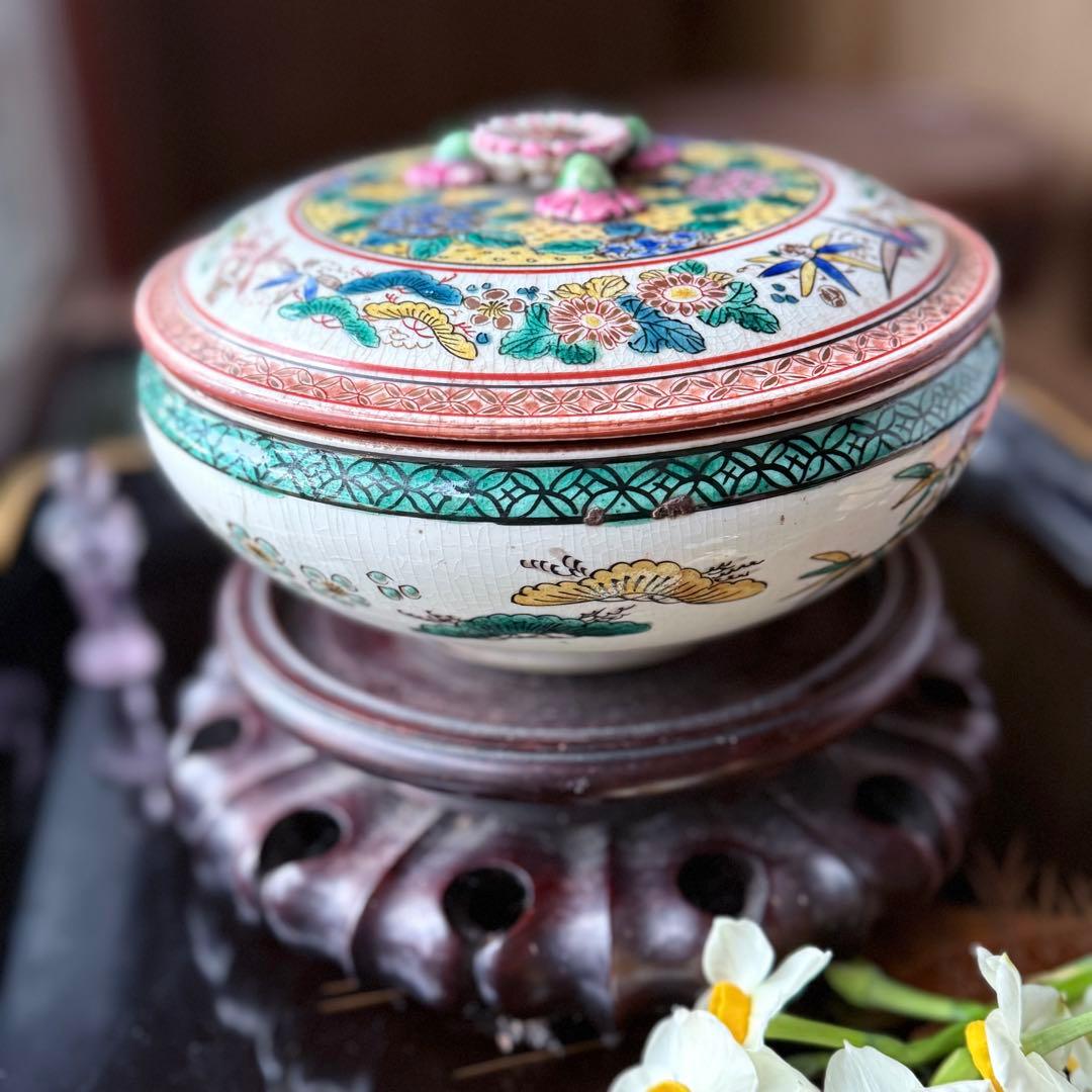 T様へ感謝お嫁入り‼️九谷焼KUTANI あじさい❌鶴❌松　蓋もの食籠作り置き