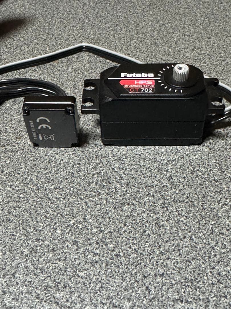 Futaba フタバ サーボ　CT702 ジャイロGYD550 　セット