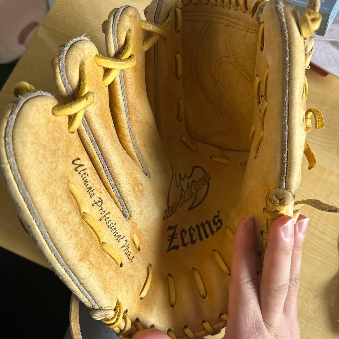 ジームズ軟式グローブ投手用