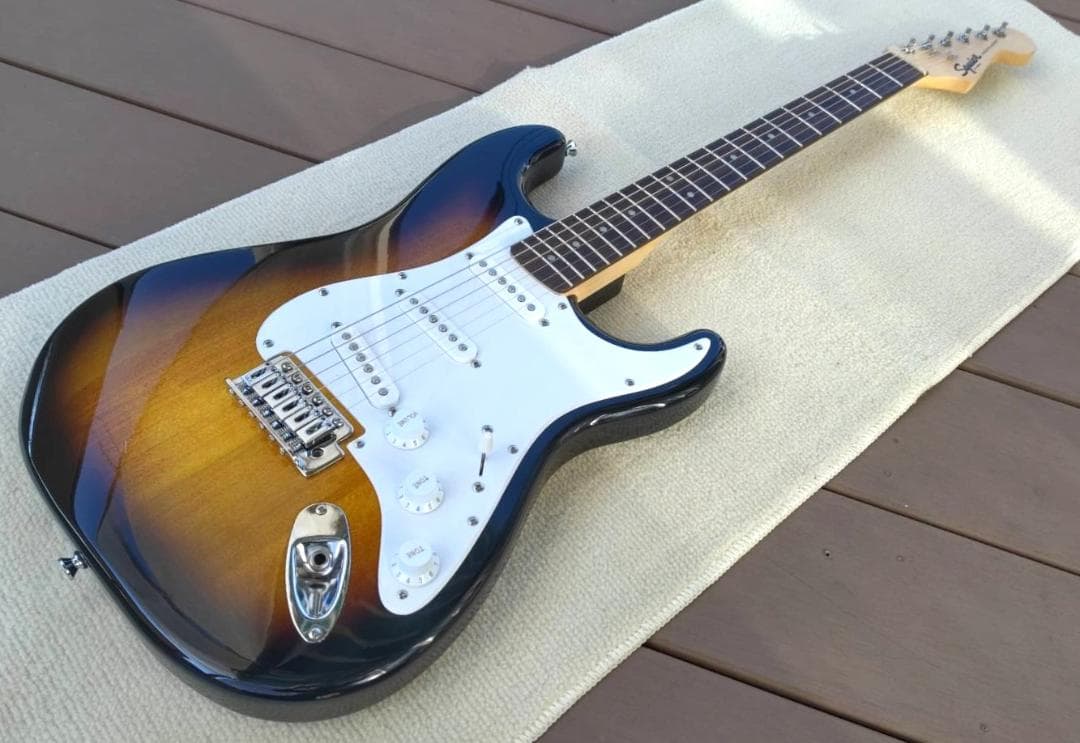 ✨未使用✨Fender SQUIER FSR Stratocaster